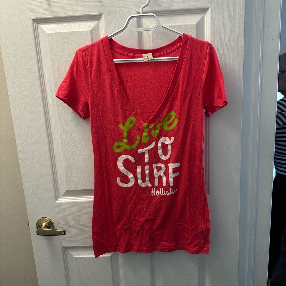 Hollister Pink and Green 'Live to Surf' Women's Tee